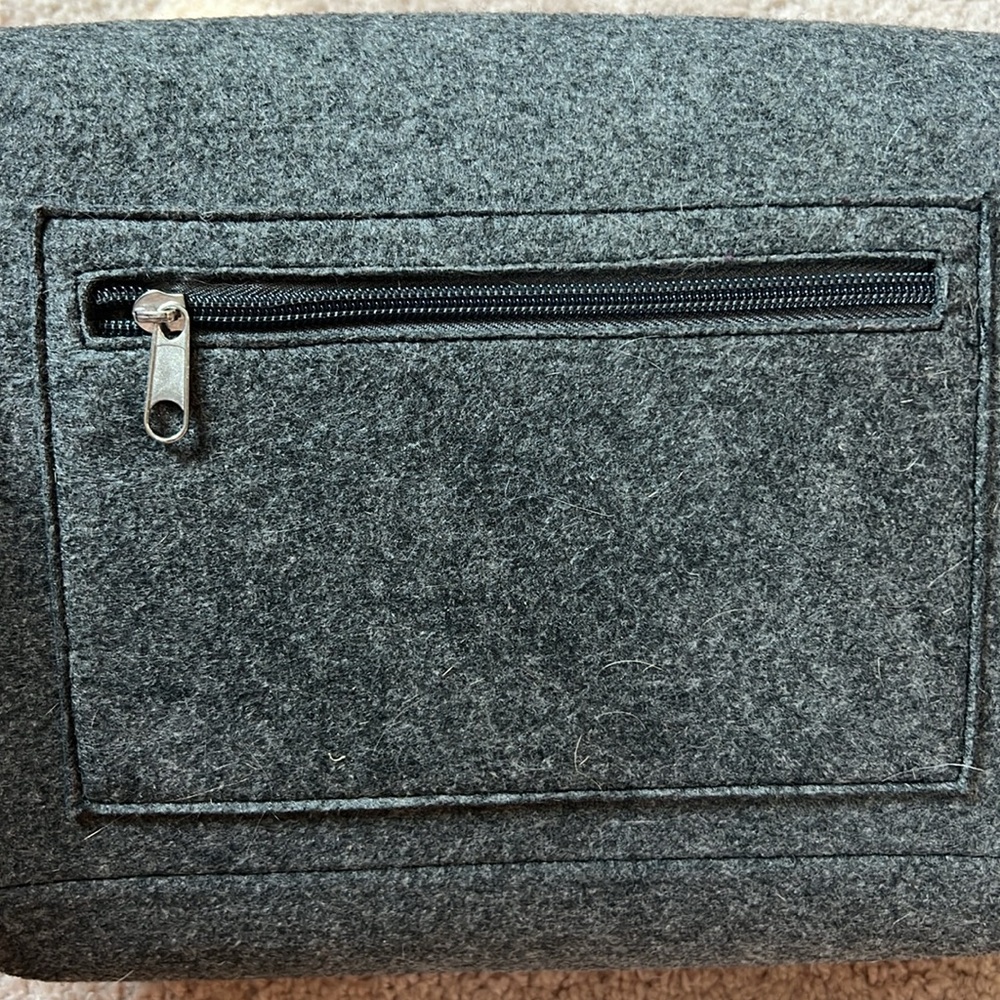 Felt Crossbody Bible Bag with Matching Stationary Case - Picture 8 of 14